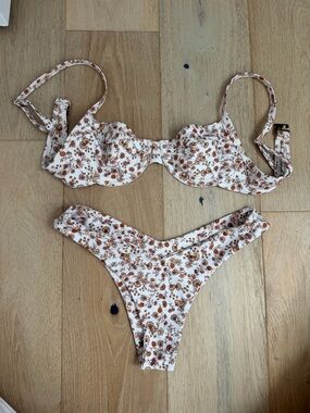 Kulani Kinis White Floral Bikini with Brown Print